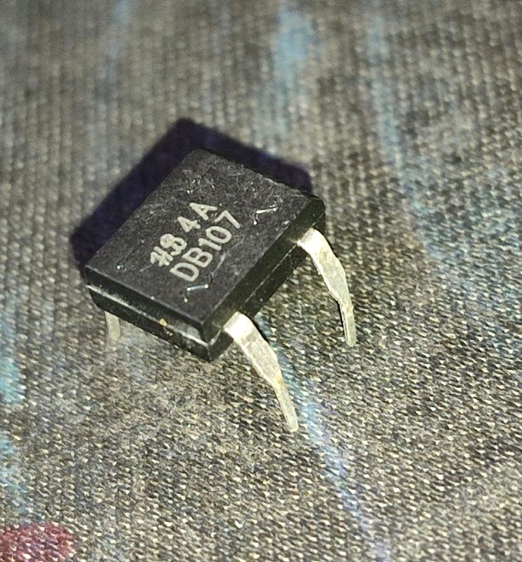 DB107 DIP-4 HORNBY 1000V 1A Bridge Rectifier diode ETA1046 — view 1