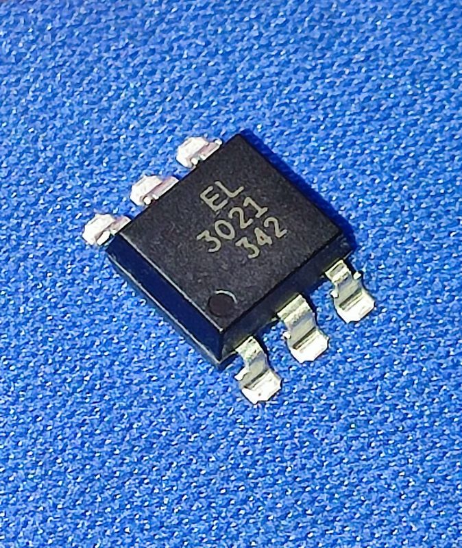 EL3021S1(TA) SMD-6P Everlight Opto isolators coupler ETA2438 — view 1
