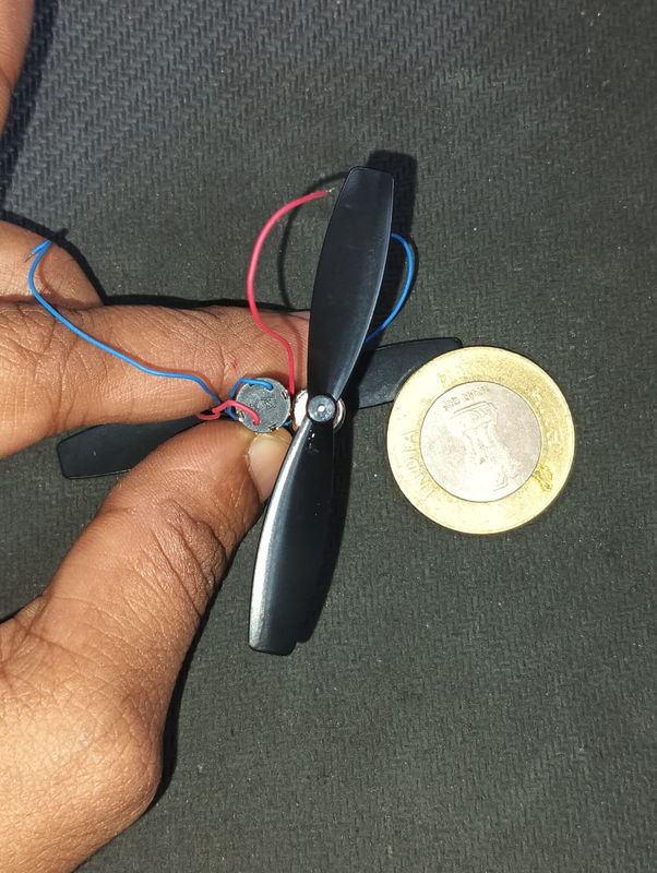 1 pair Coreless Motor 720 Micro With Propeller 3.7V ETD11237 — view 2