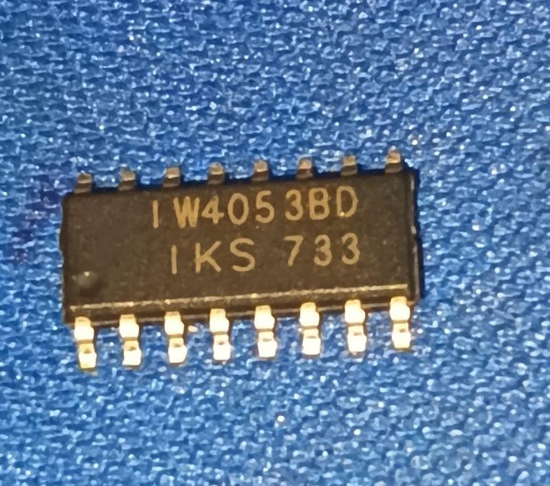 IW4053BD IK SEMI SOIC16 NEXPERIA SMD 4053 CD4053 ETD11417 — view 1