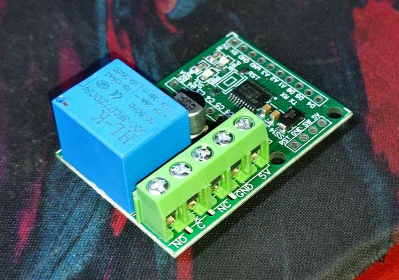 STM8S003F3P6TR with Relay BREAKOUT BOARD 5V ET7563 — view 2