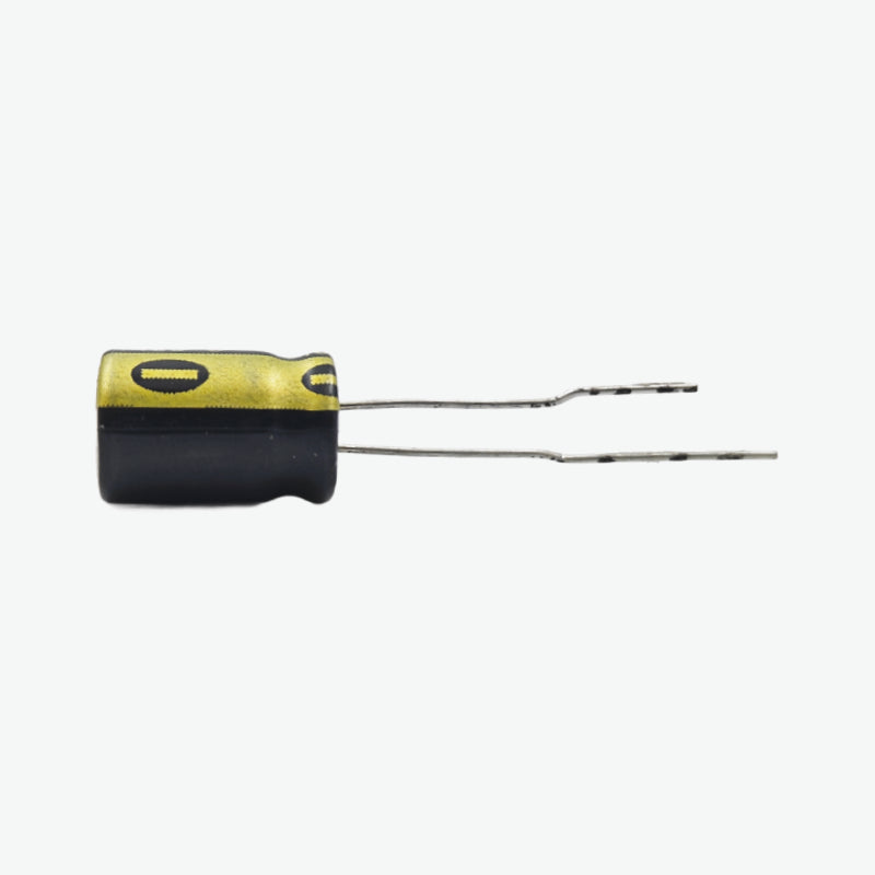 680µF 16V Aluminium Electrolytic Capacitor — view 3