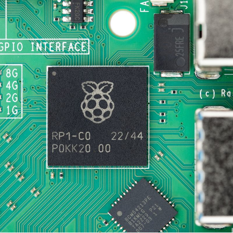 Raspberry Pi 5 Model 4GB — view 3