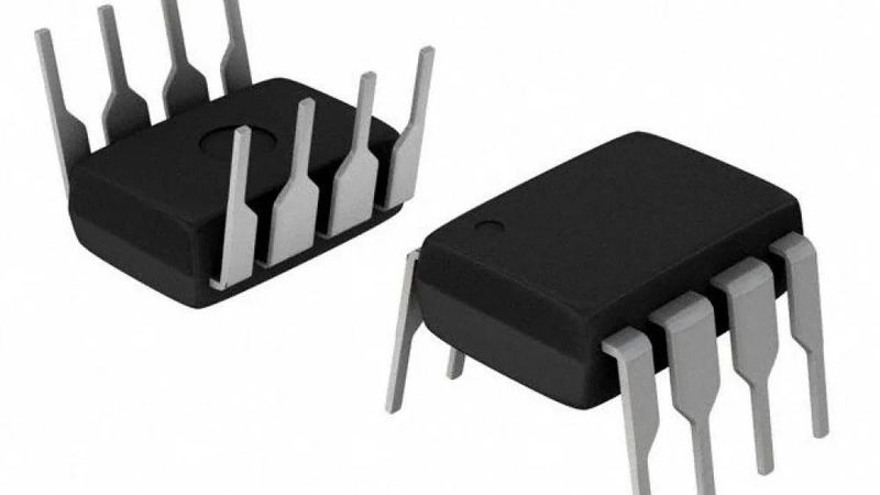 24C04 512x8(4k) Serial CMOS — view 1